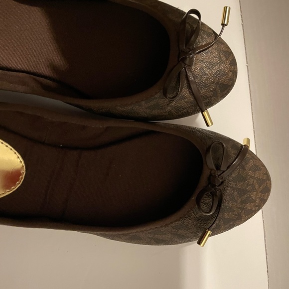 NIB Michael Kors Ballet Flats sz 9.0 - Picture 3 of 9